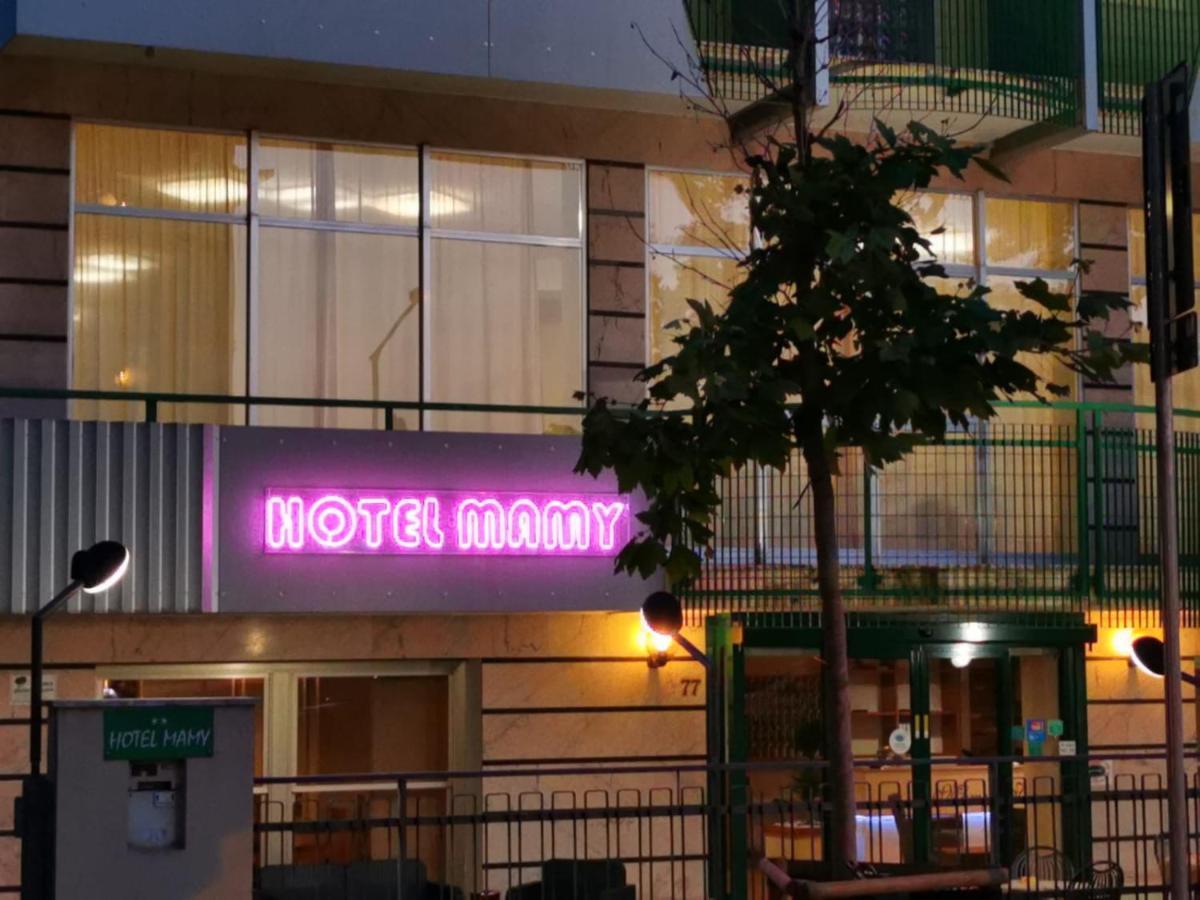 Hotel Mamy Rimini Buitenkant foto